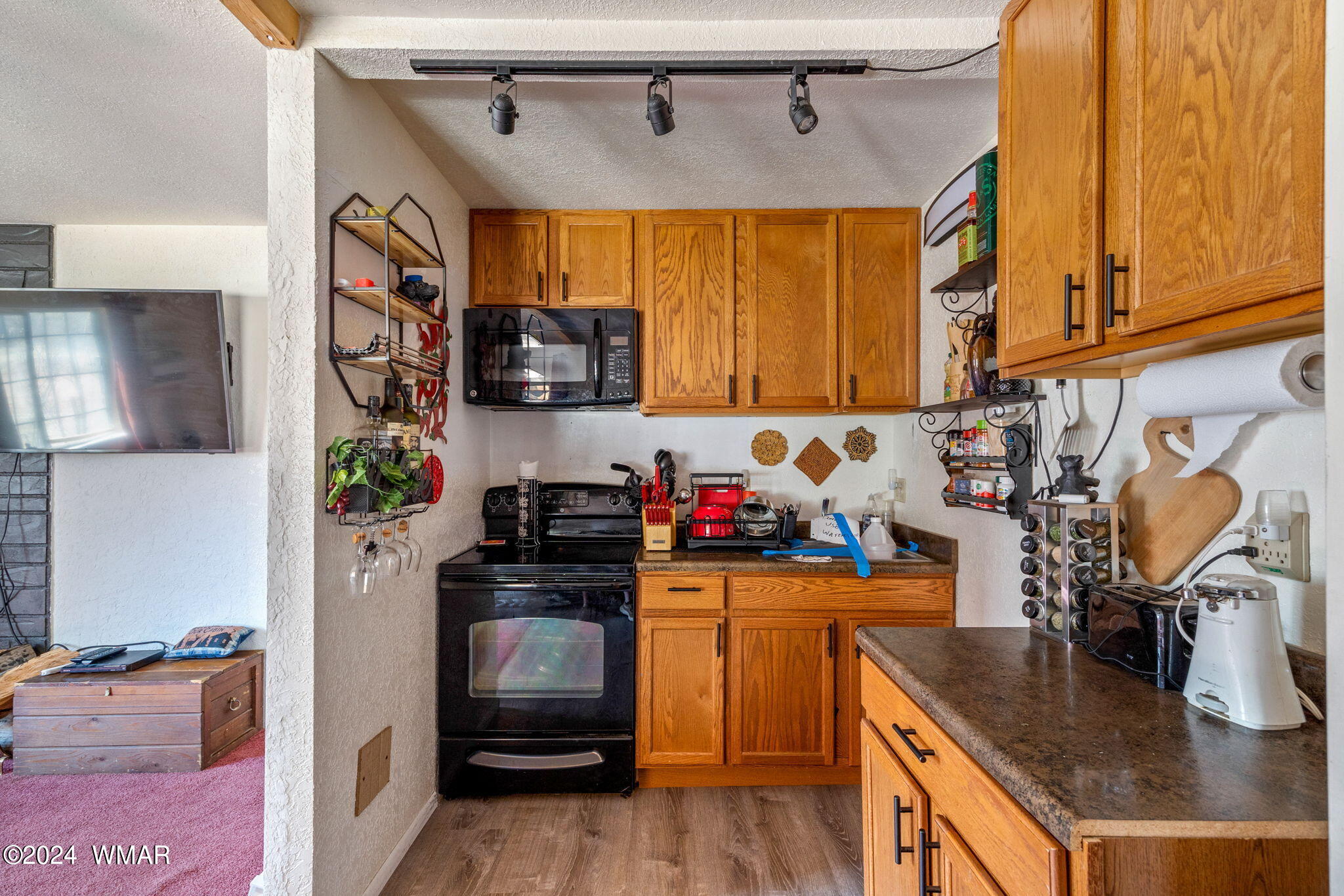 2882 Center Road Overgaard, AZ 85933 - Photo 8 of 24 Gallery Image 8