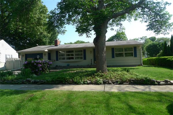 73 Barrington Road Longmeadow, MA 01106 - Photo 1 of 1 Gallery Image 1