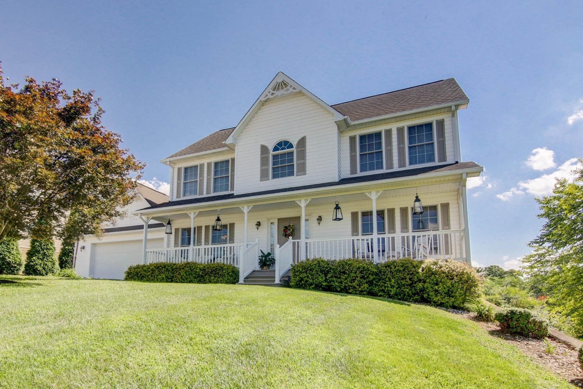 103 Eagle Ridge Roanoke, VA 24012 - Photo 1 of 54 Eagle Ridge Front