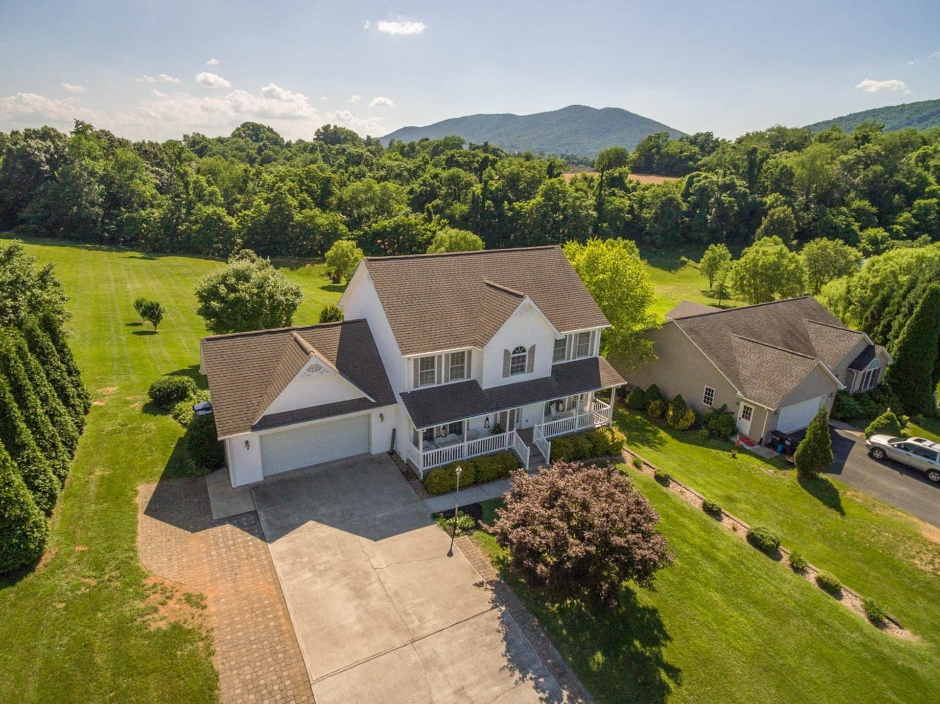 103 Eagle Ridge Roanoke, VA 24012 - Photo 2 of 54 Eagle Ridge