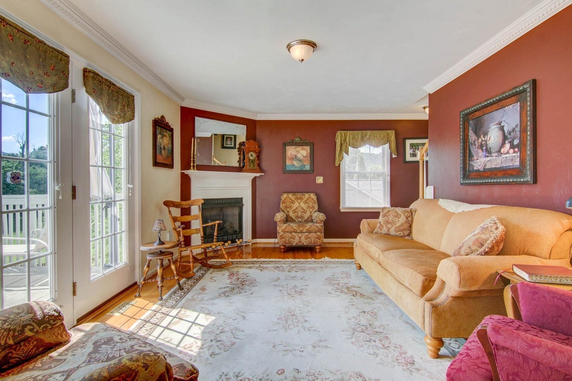 103 Eagle Ridge Roanoke, VA 24012 - Photo 13 of 54 Family room