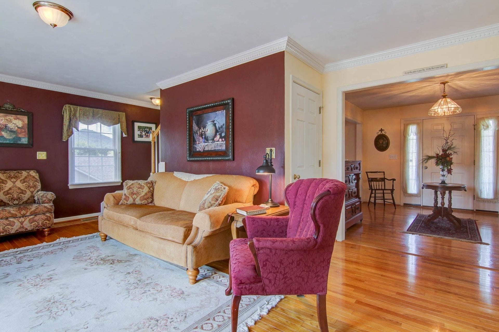 103 Eagle Ridge Roanoke, VA 24012 - Photo 14 of 54 Family room