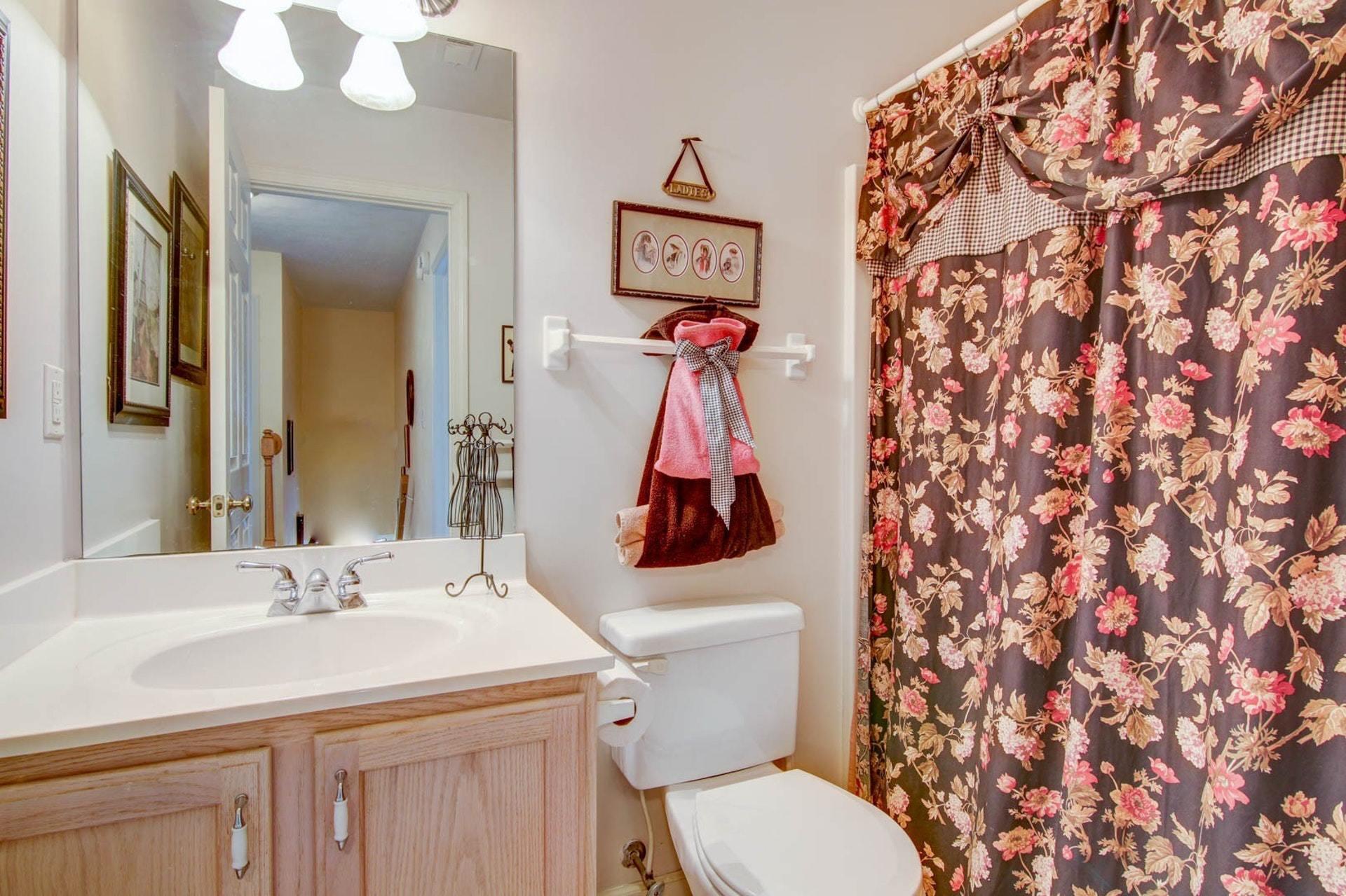 103 Eagle Ridge Roanoke, VA 24012 - Photo 26 of 54 Bath