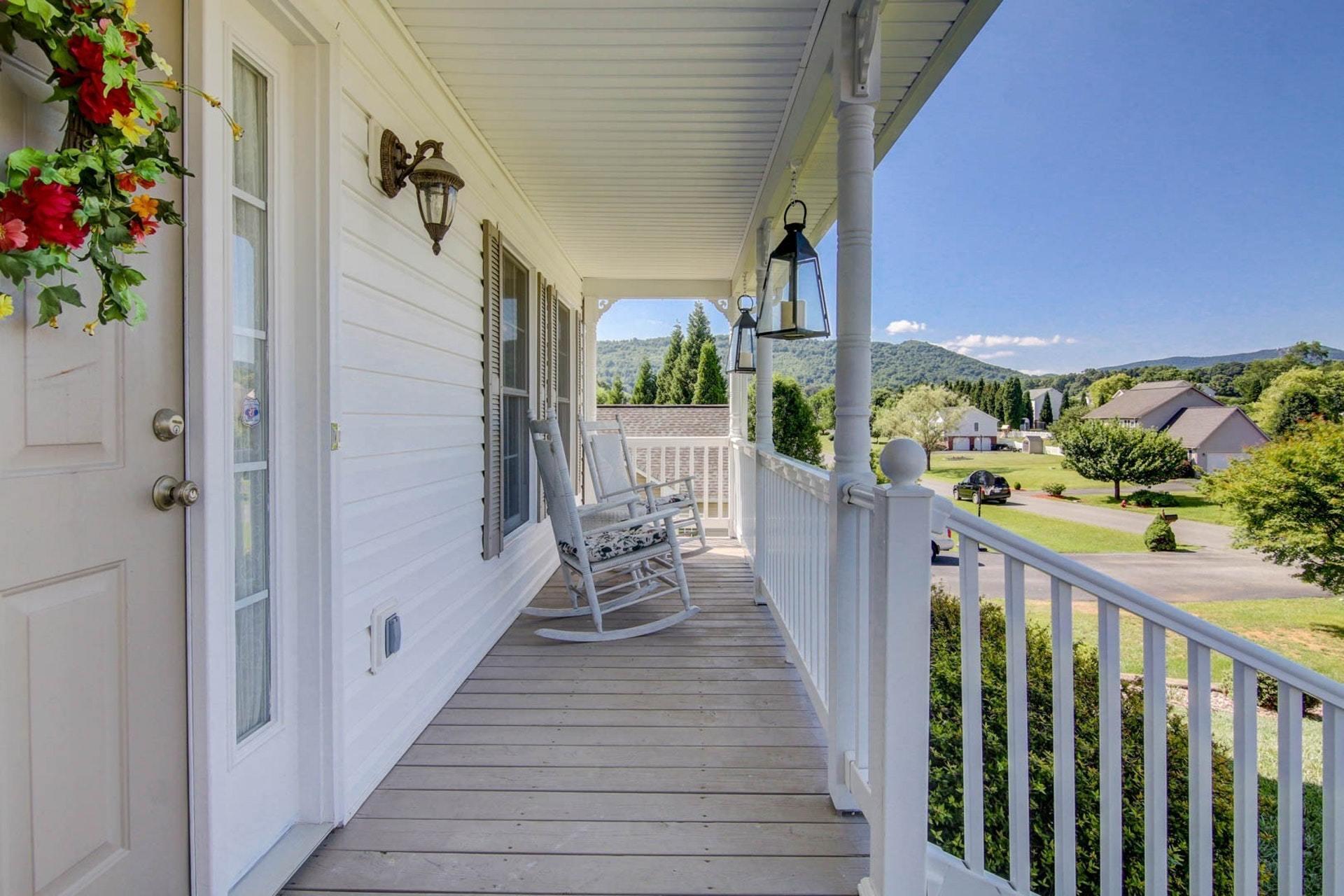 103 Eagle Ridge Roanoke, VA 24012 - Photo 5 of 54 Eagle Ridge Porch - Right