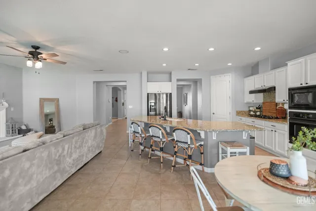 $579,900 | Undisclosed Address, Bakersfield, CA 93306