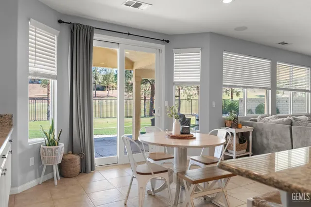 $579,900 | Undisclosed Address, Bakersfield, CA 93306