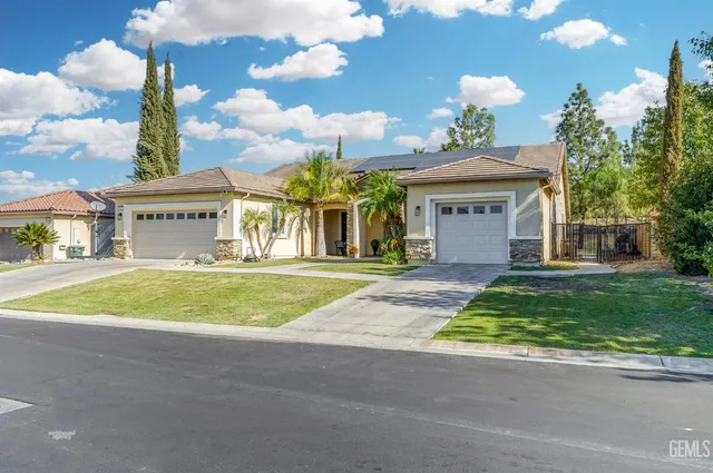$579,900 | Undisclosed Address, Bakersfield, CA 93306