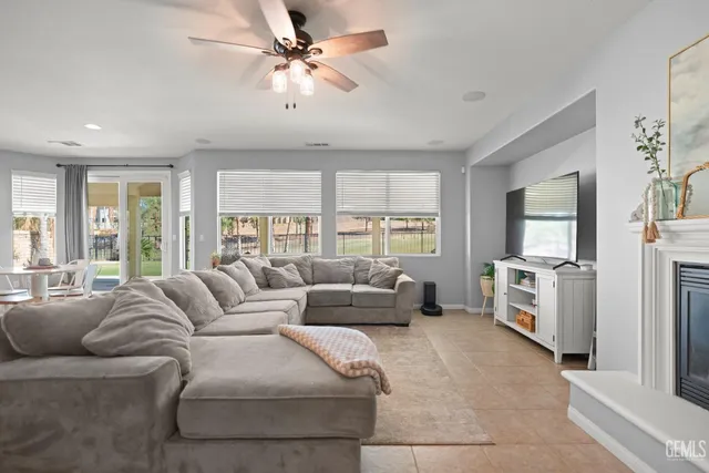 $579,900 | Undisclosed Address, Bakersfield, CA 93306