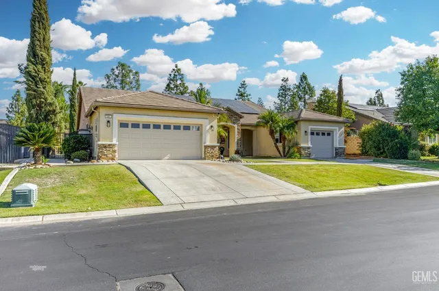 $579,900 | Undisclosed Address, Bakersfield, CA 93306