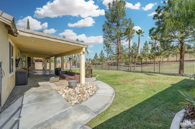 $579,900 | Undisclosed Address, Bakersfield, CA 93306