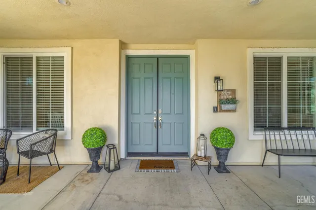 $579,900 | Undisclosed Address, Bakersfield, CA 93306