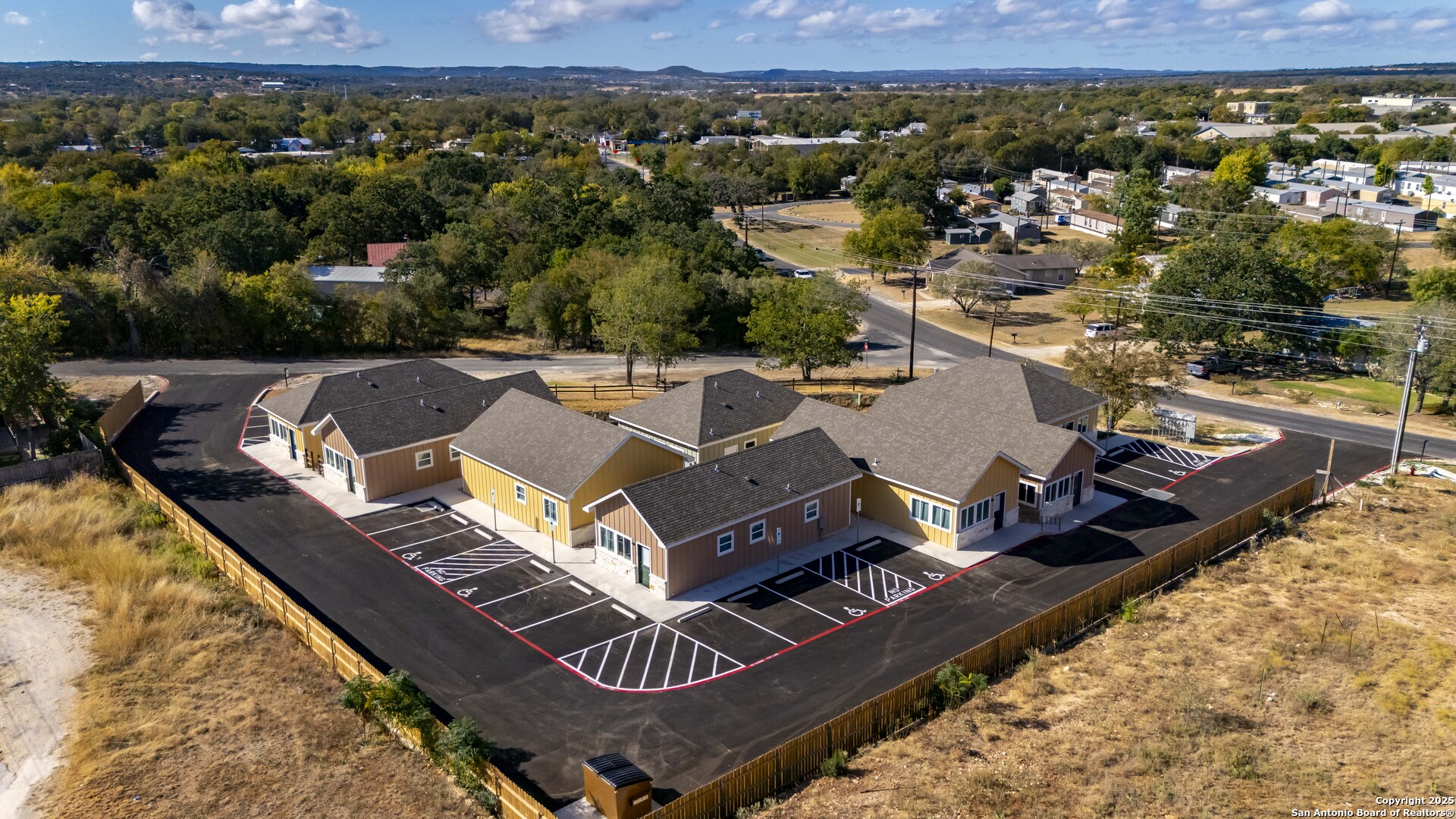 705 Fifth Street, Unit C Comfort, TX 78013 - Photo 15 of 30