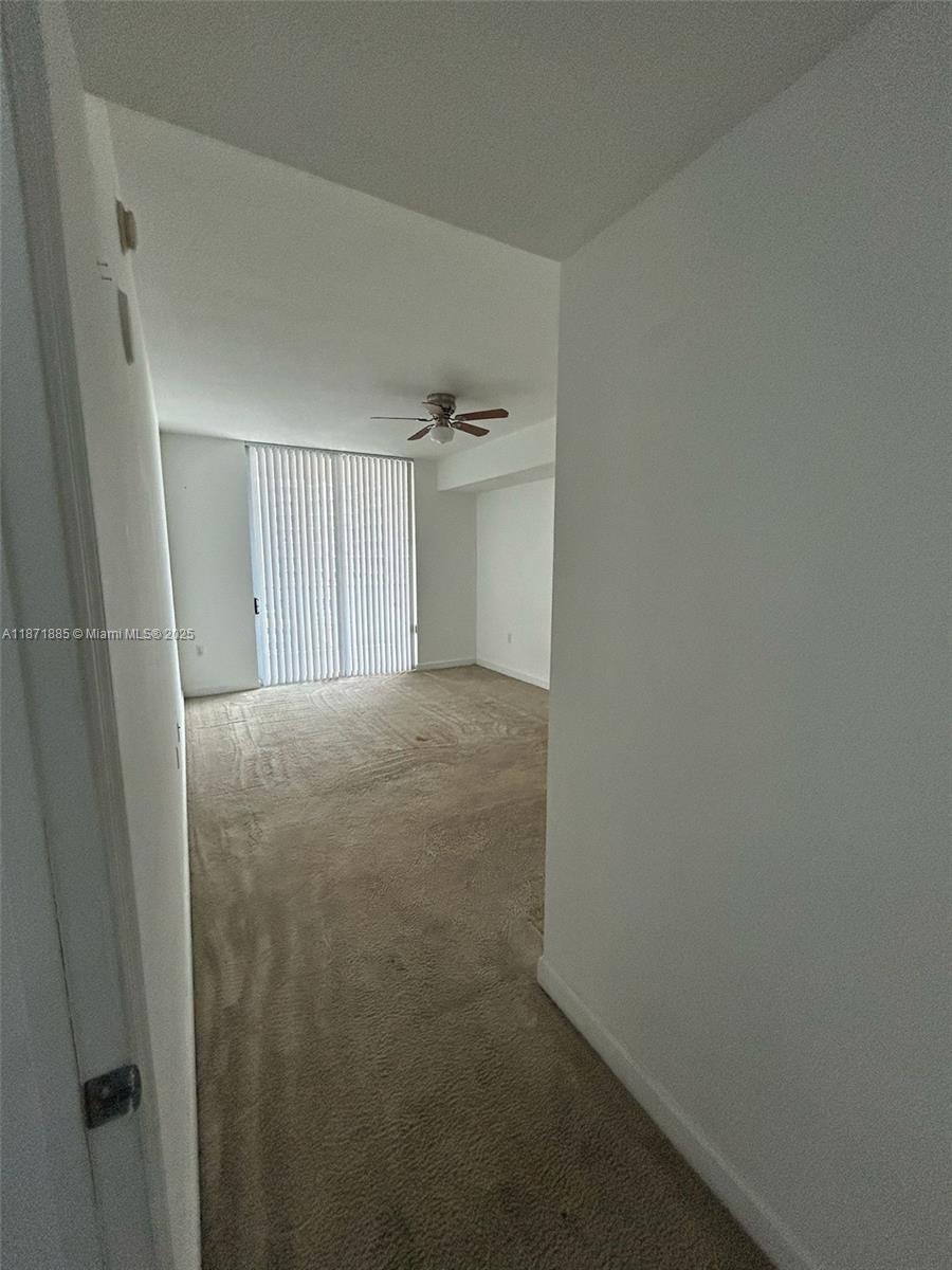 140 South Dixie Highway, Unit 816 Hollywood, FL 33020 - Photo 3 of 9 a view of empty room