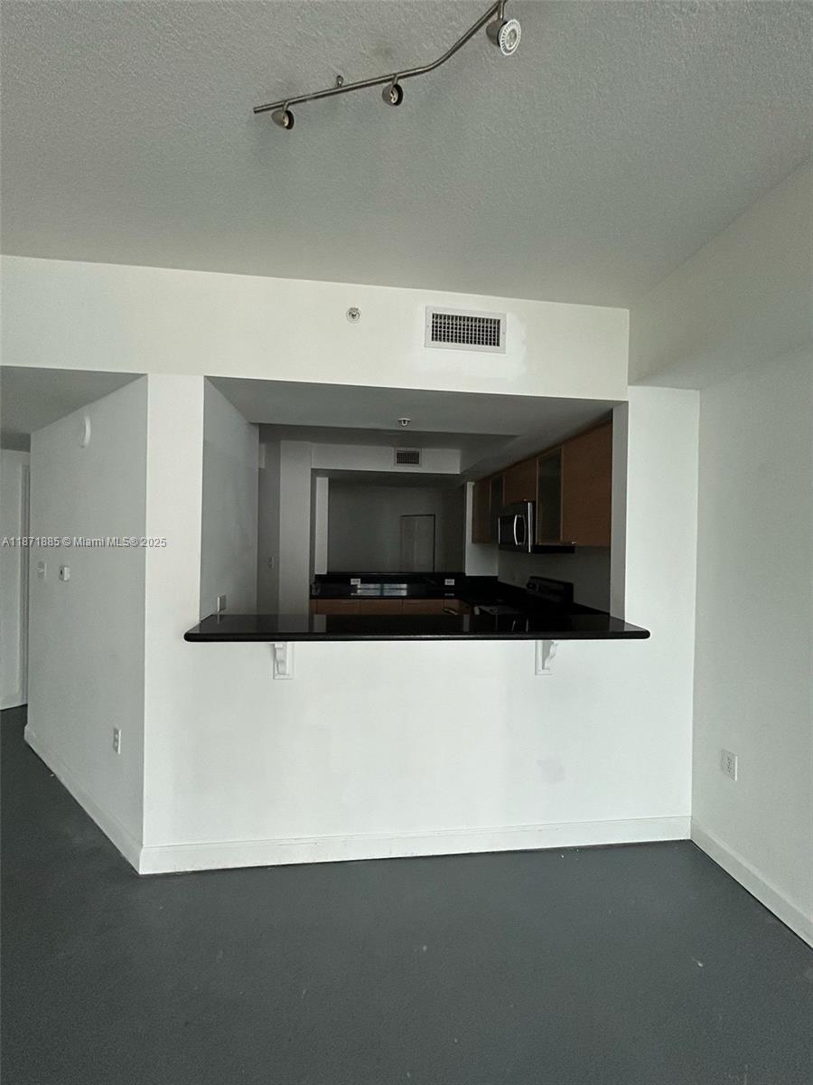 140 South Dixie Highway, Unit 816 Hollywood, FL 33020 - Photo 7 of 9