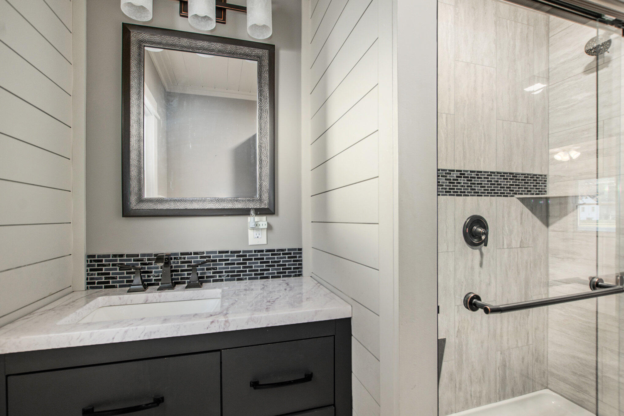 585 West River Road Muskegon, MI 49445 - Photo 12 of 24 file_21