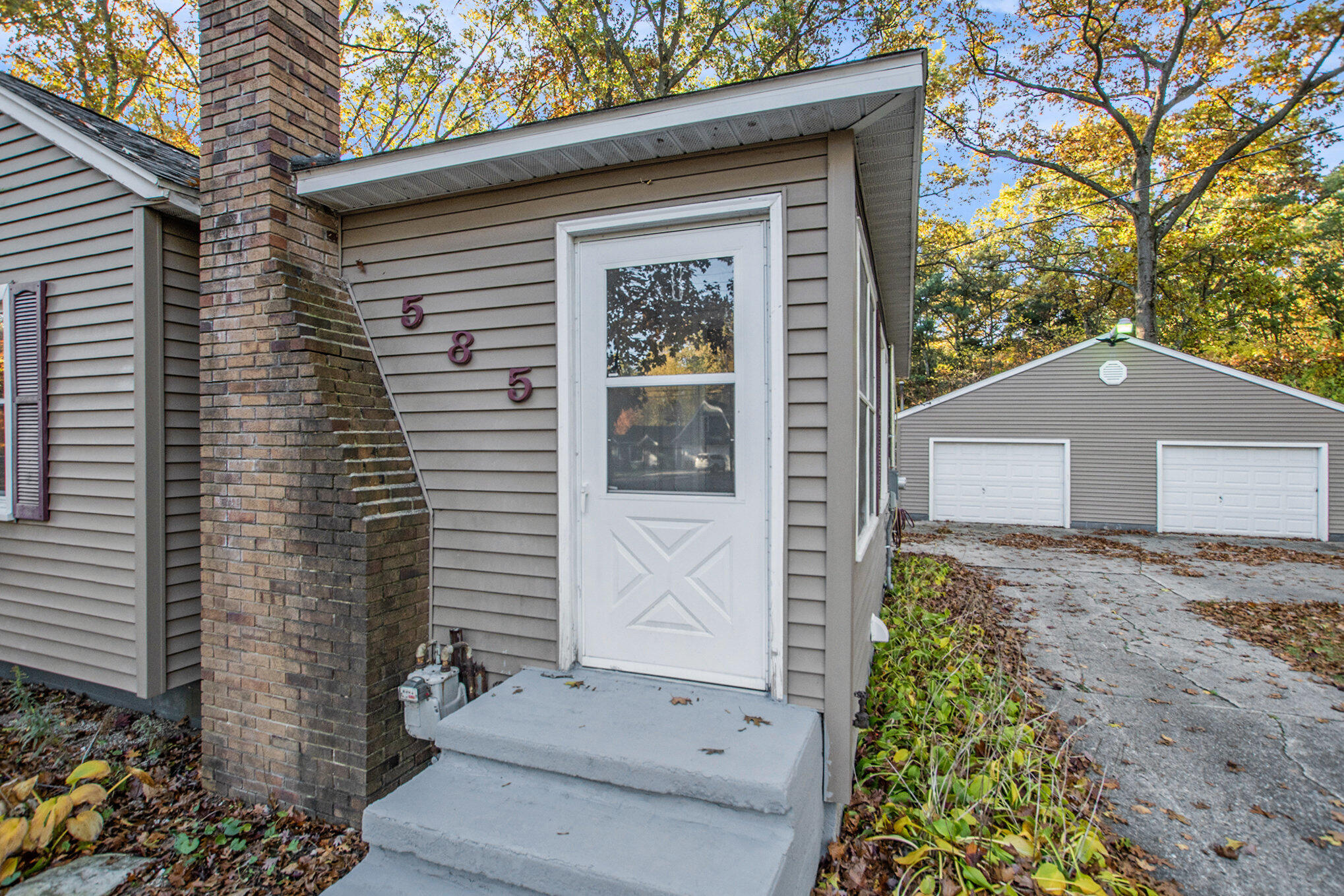585 West River Road Muskegon, MI 49445 - Photo 6 of 24 file_642
