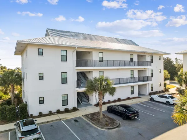 $475,000 | 3938 West County 30a Highway, Unit 611, Santa Rosa Beach, FL 32459