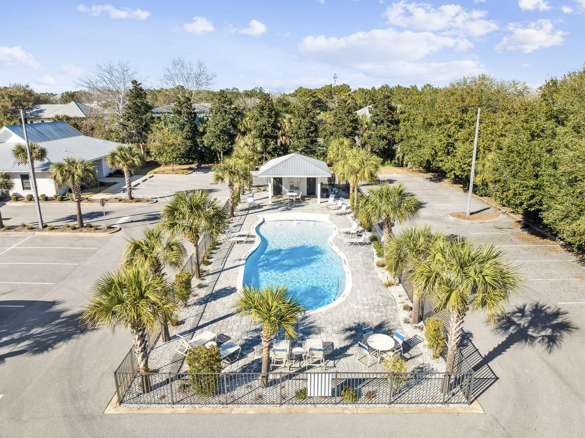 3938 West County 30a Highway, Unit 611 Santa Rosa Beach, FL 32459 - Photo 22 of 32 3938HiddenLakeWay611-39