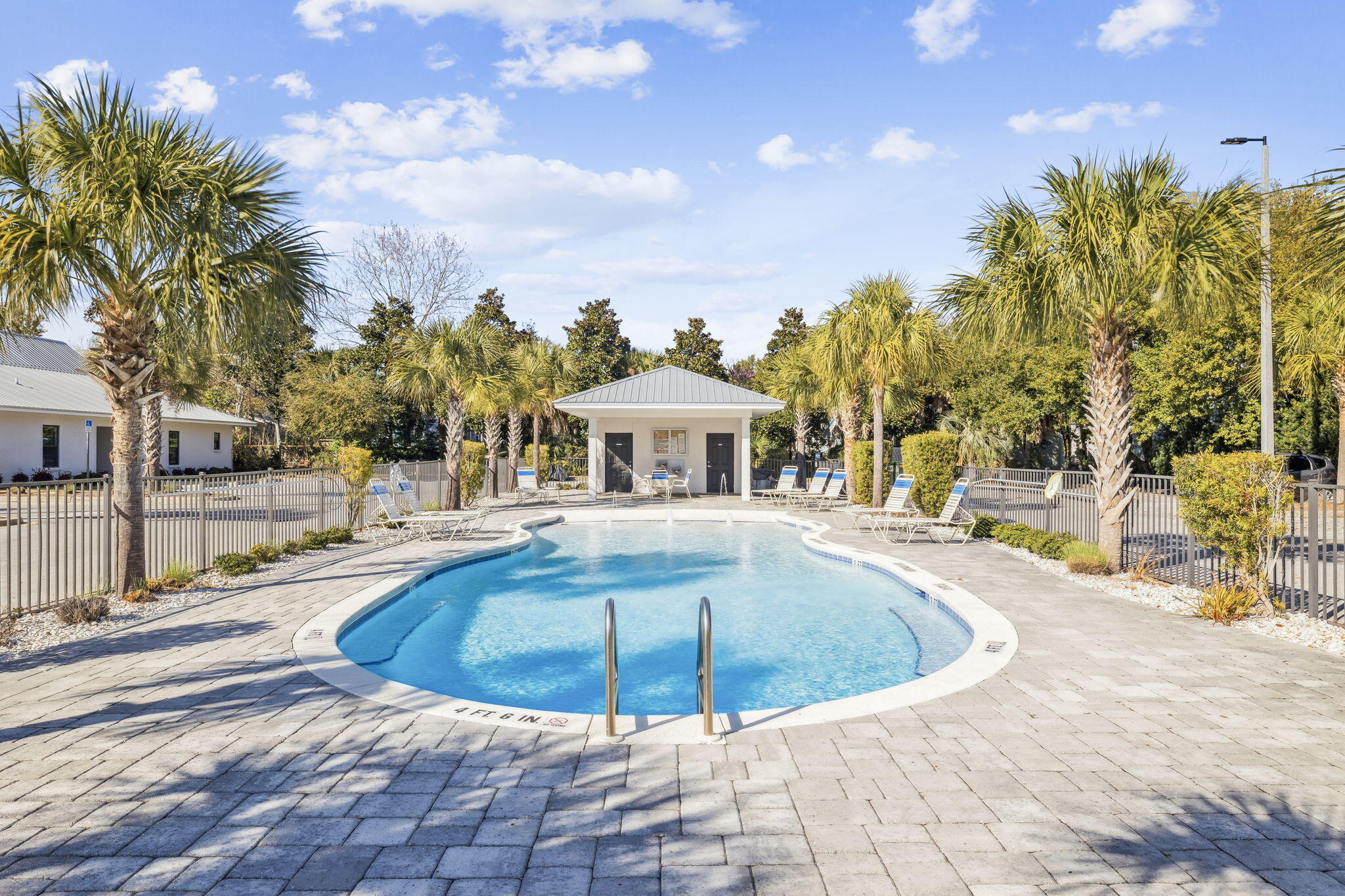 3938 West County 30a Highway, Unit 611 Santa Rosa Beach, FL 32459 - Photo 23 of 32 3938HiddenLakeWay611-41