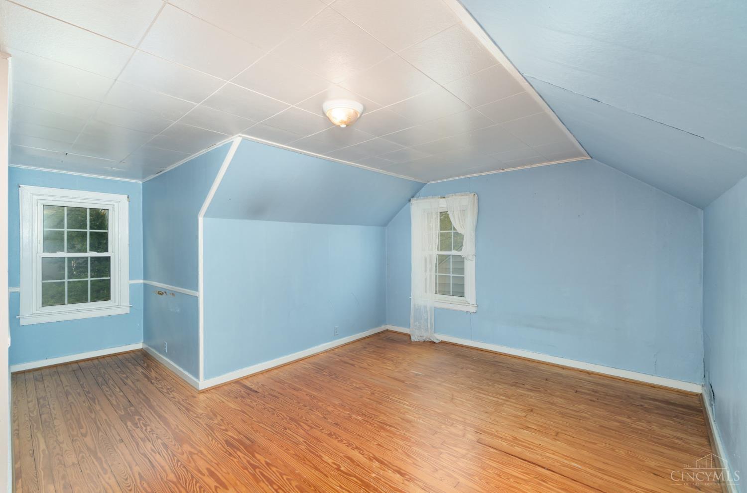 7620 Montgomery Road Cincinnati, OH 45236 - Photo 13 of 26 Gallery Image 13