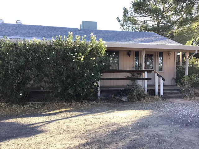 $1,300 | 3607 Quail Hill Road, Copperopolis, CA 95228