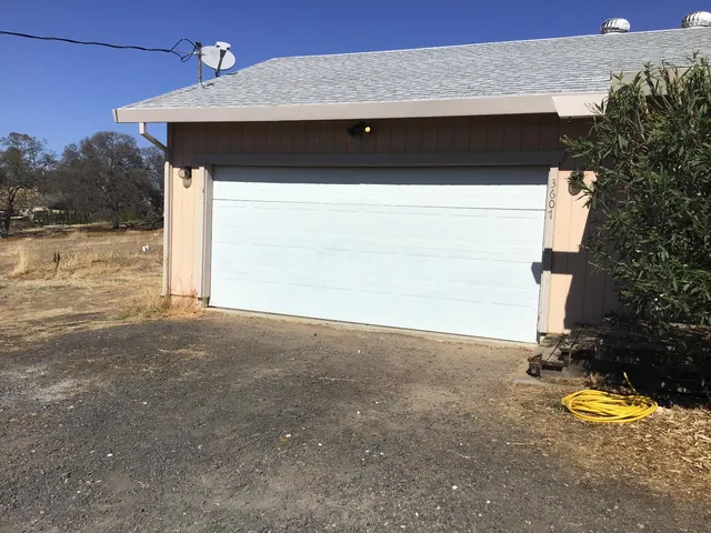 $1,300 | 3607 Quail Hill Road, Copperopolis, CA 95228