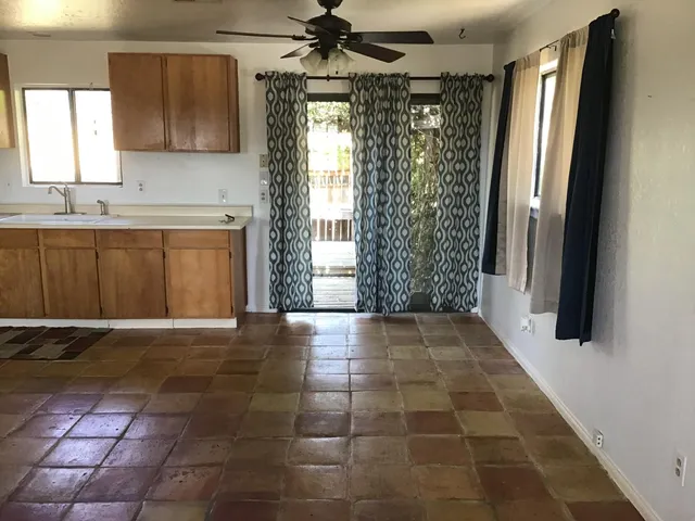 $1,300 | 3607 Quail Hill Road, Copperopolis, CA 95228