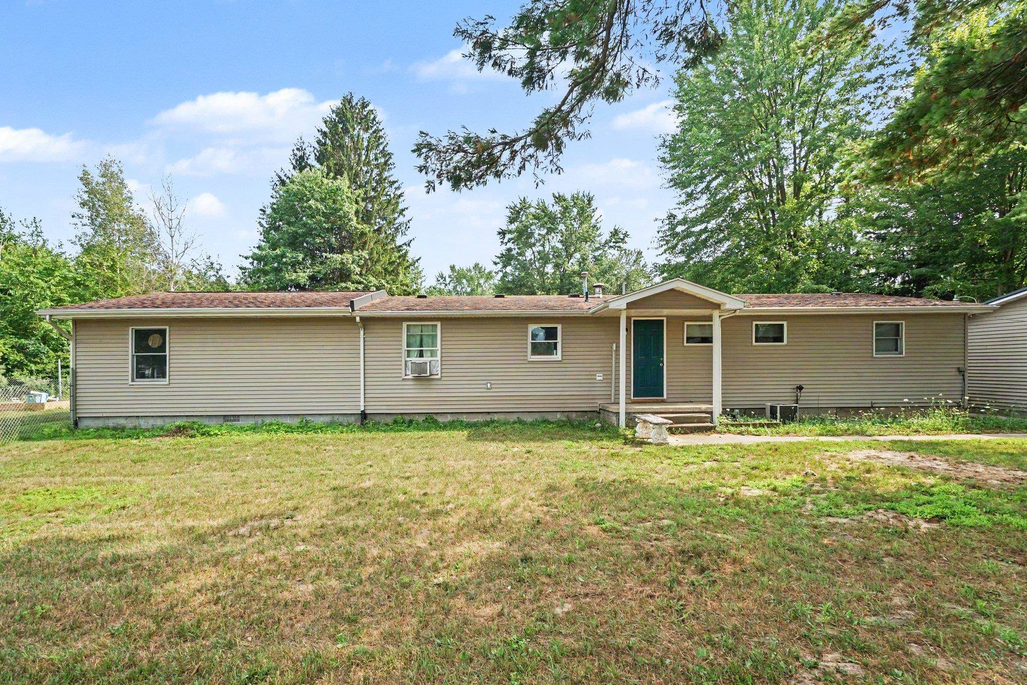 3989 Foster Road Mount Pleasant, MI 48858 - Photo 21 of 25 1948288-944b76b6-6f80-4ddc-9f11-a3e910d94034.JPG