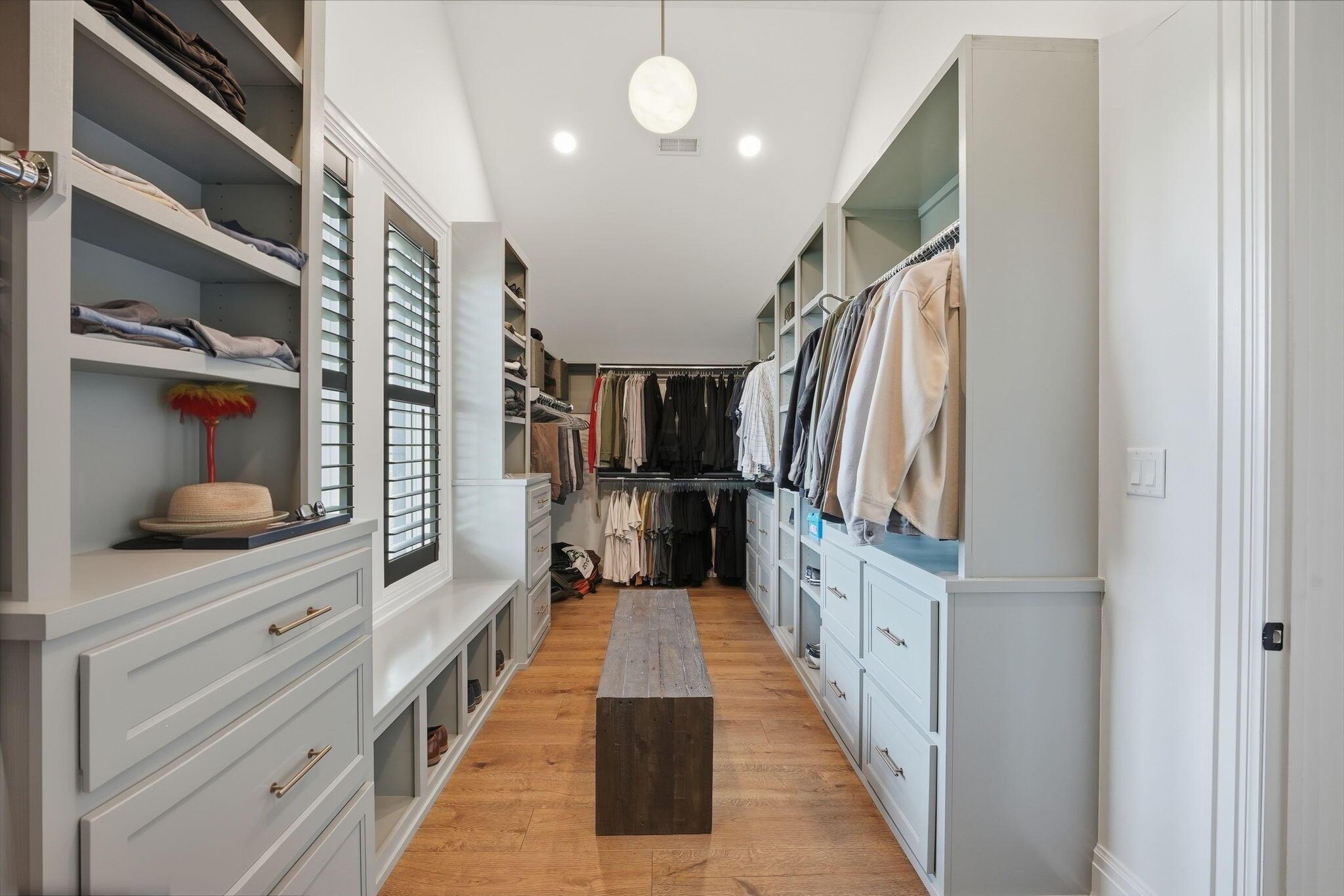 10122 Concord Road Dublin, OH 43017 - Photo 58 of 119 Primary Walk-in Closet