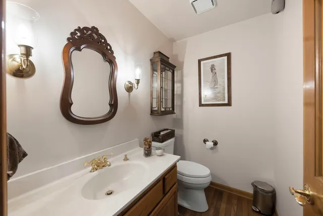 $865,000 | 381 Prairie Knoll Drive, Naperville, IL 60565