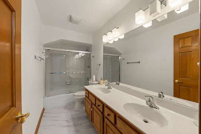 $865,000 | 381 Prairie Knoll Drive, Naperville, IL 60565