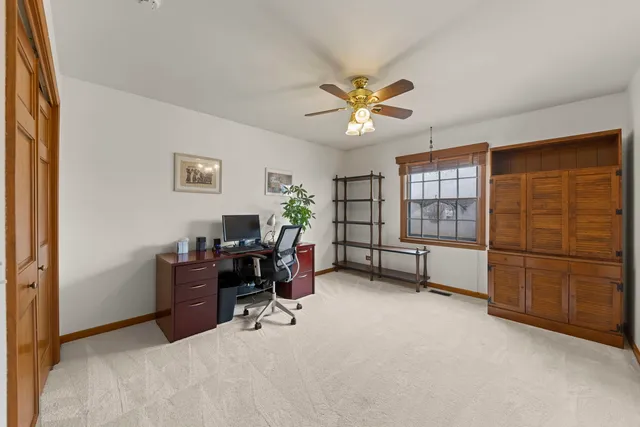 $865,000 | 381 Prairie Knoll Drive, Naperville, IL 60565