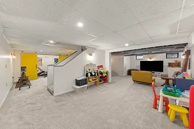 $865,000 | 381 Prairie Knoll Drive, Naperville, IL 60565