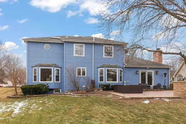 $865,000 | 381 Prairie Knoll Drive, Naperville, IL 60565