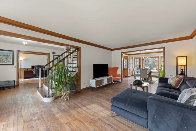 $865,000 | 381 Prairie Knoll Drive, Naperville, IL 60565