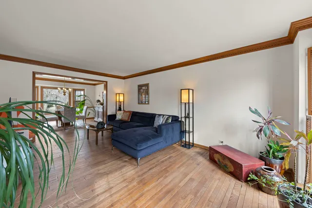 $865,000 | 381 Prairie Knoll Drive, Naperville, IL 60565