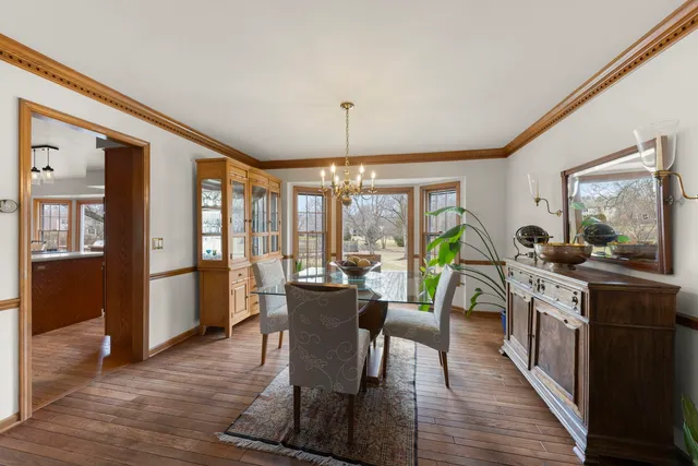 $865,000 | 381 Prairie Knoll Drive, Naperville, IL 60565