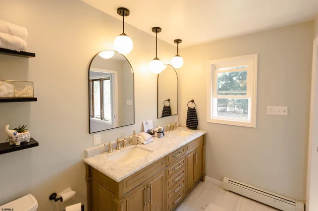 $699,900 | 5143 Venice Avenue, Hammonton, NJ 08037