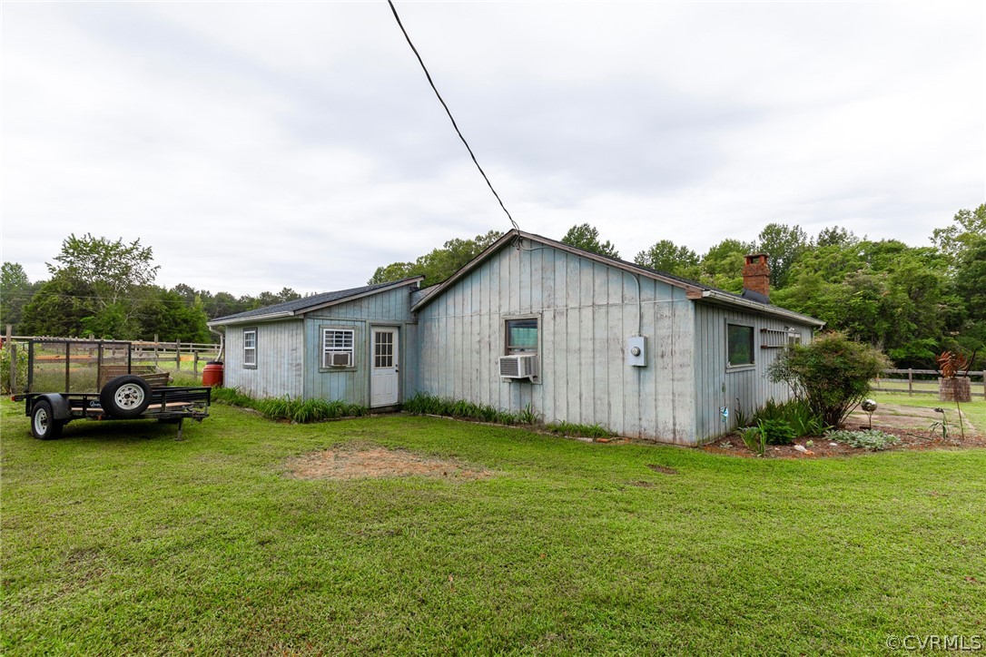1567 Smithfield Road St. Stephens Church, VA 23148 - Photo 5 of 49 Gallery Image 5