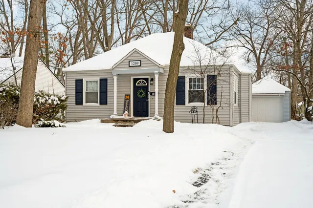 $525,000 | 1209 Birk Avenue, Ann Arbor, MI 48103