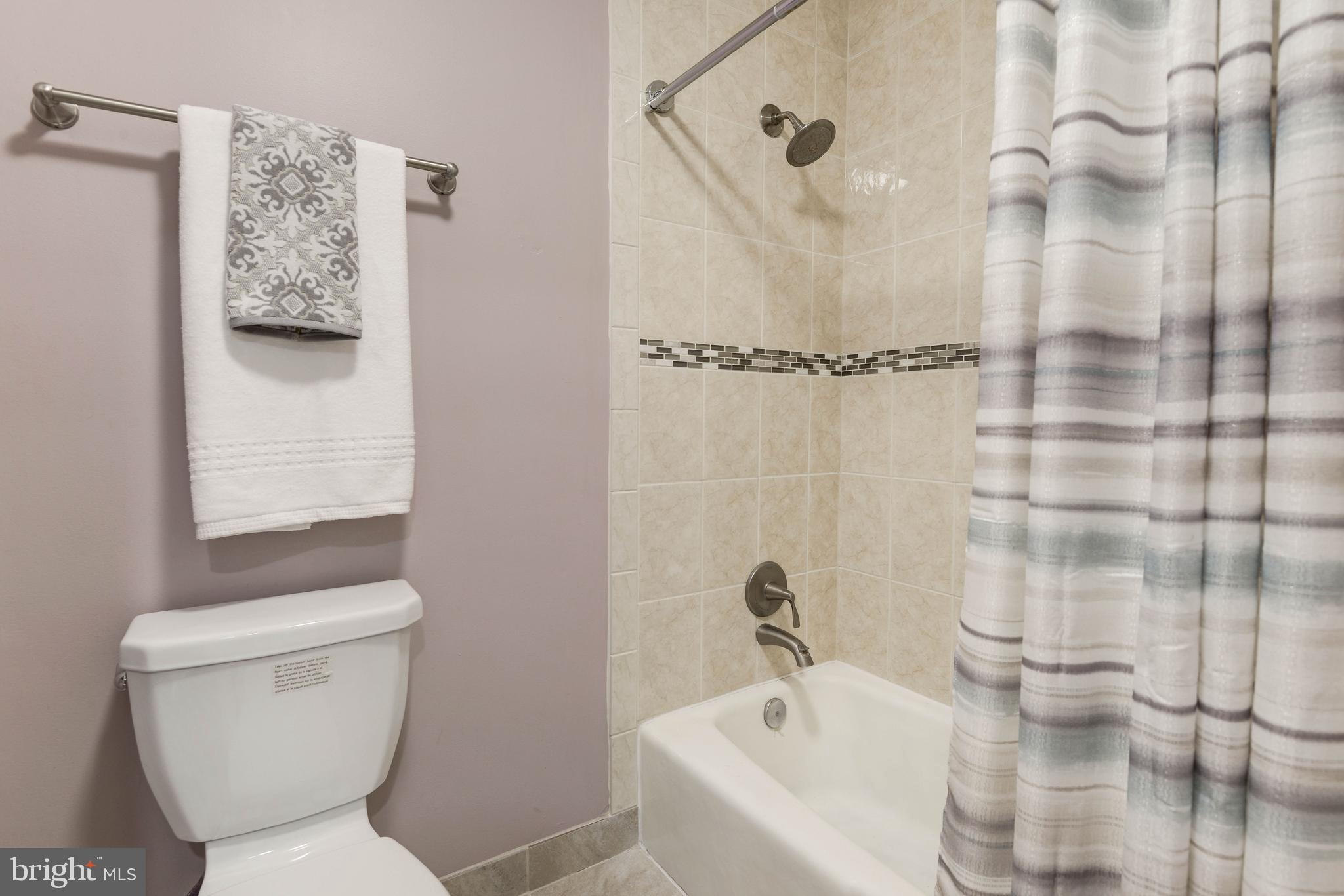 2161 Golf Course Drive Reston, VA 20191 - Photo 18 of 33 Master Bath