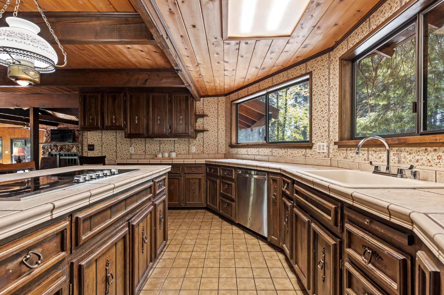 1131 Lake Ridge Road Lake Almanor, CA 96137 - Photo 18 of 55