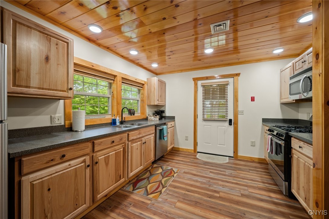 224 Mac Arthur Road Russia, NY 13324 - Photo 30 of 39