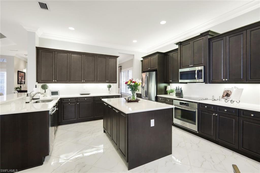 3344 Atlantic Circle Naples, FL 34119 - Photo 3 of 50