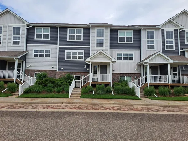 $299,500 | 689 Village Drive, Lino Lakes, MN 55014