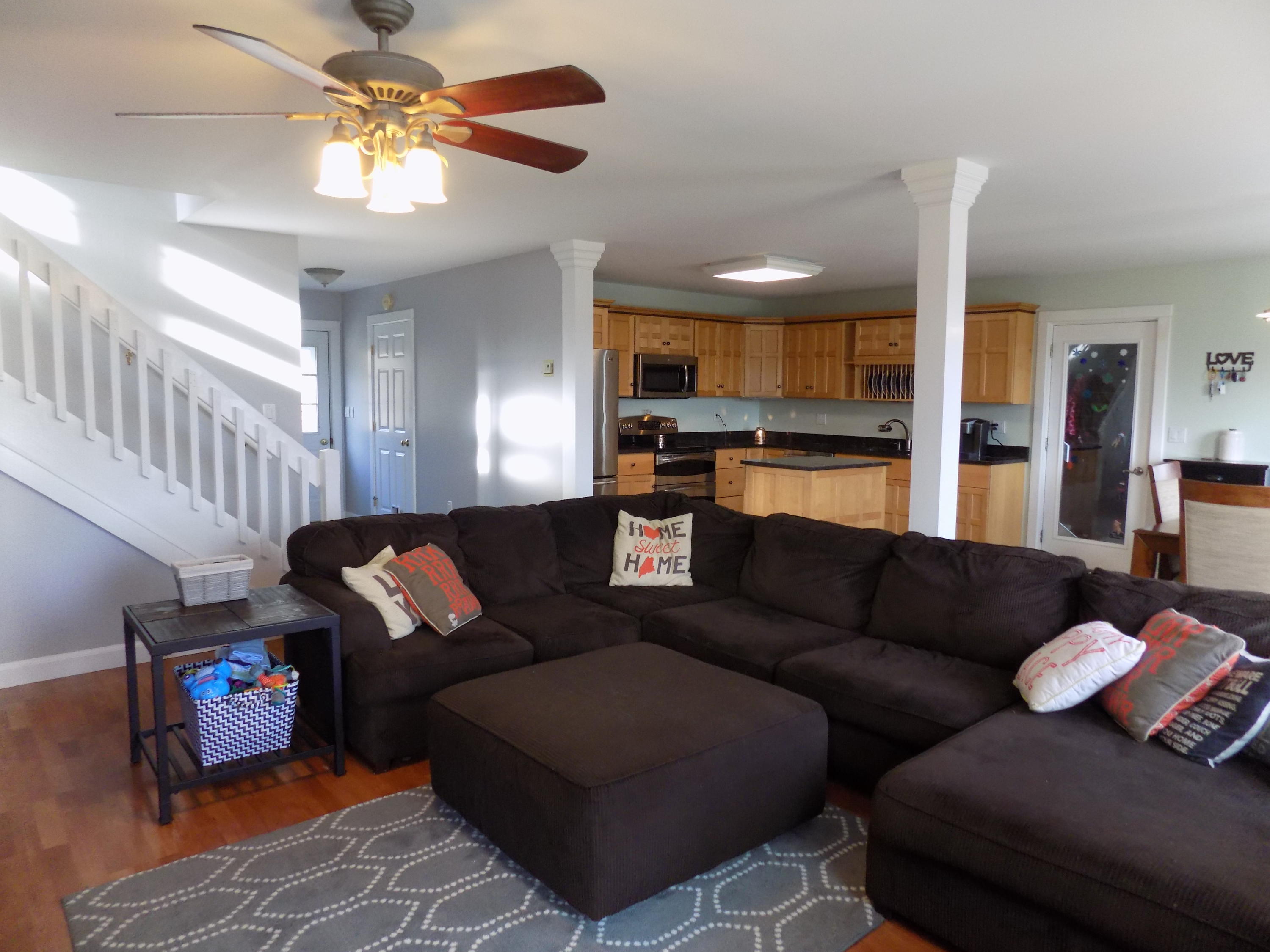 3336 Middle Road Sidney, ME 04330 - Photo 17 of 64 17 Living