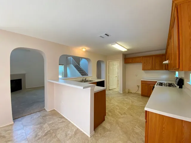 $1,850 | 145 Strawn, Kyle, TX 78640