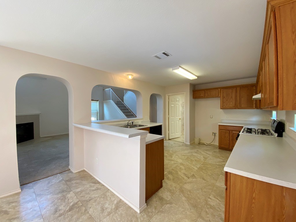 145 Strawn Kyle, TX 78640 - Photo 17 of 40