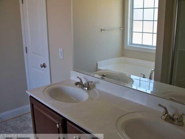 6316 Ridge Haven Road Greensboro, NC 27410 - Photo 11 of 14 Master Bath/Spa.