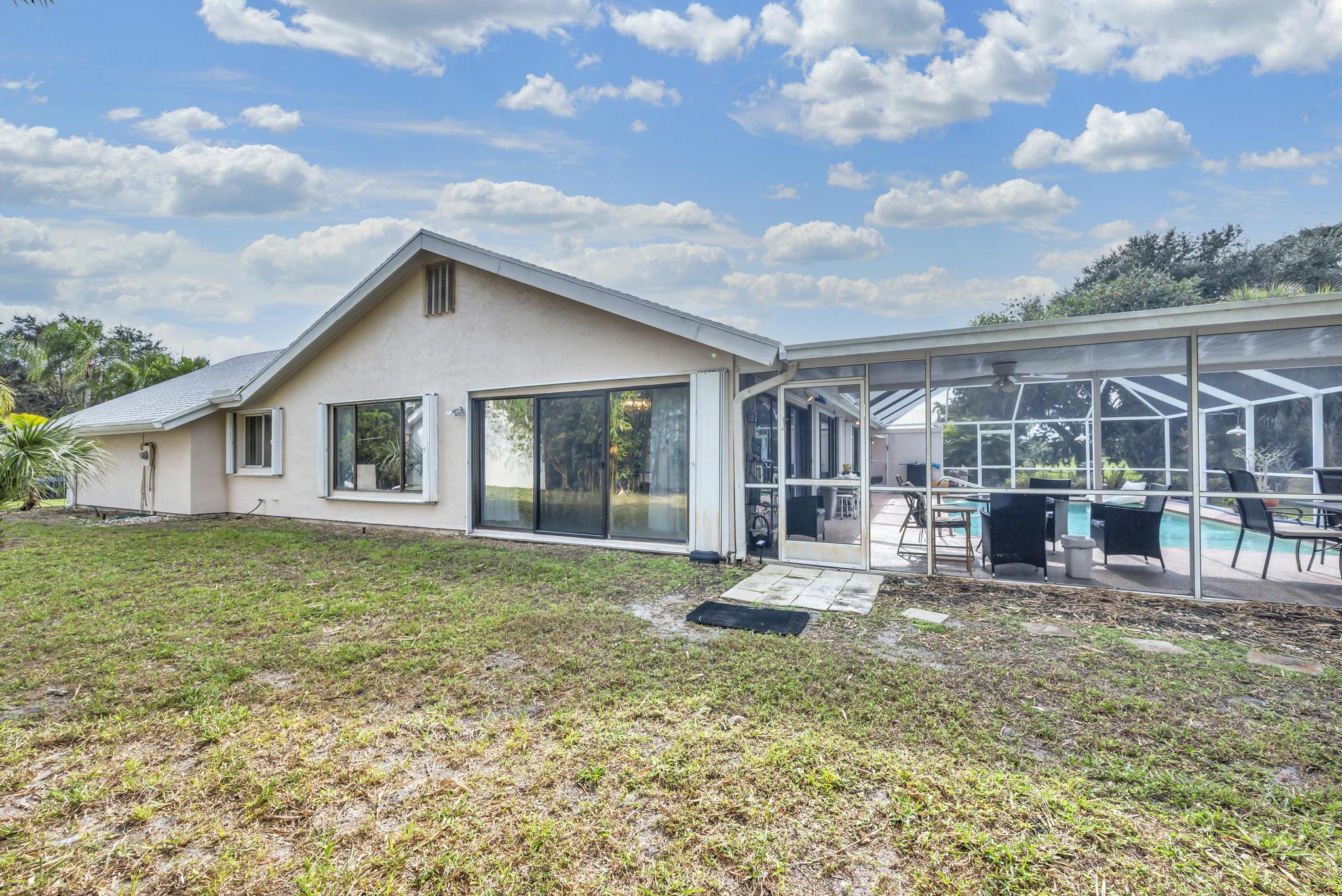 2071 Southeast Erwin Road Port St. Lucie, FL 34952 - Photo 35 of 47 190C06FF-7B7D-4533-99BF-E8ECE3D41575